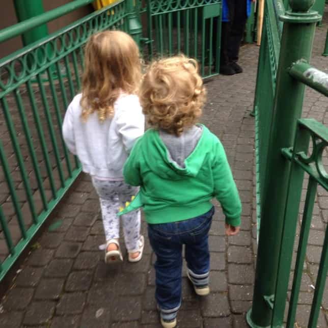 And they met at #Thomasland! It was love at first sight at @DraytonManor for Princess & @icklepickleslife Don't they make a cute couple ;)