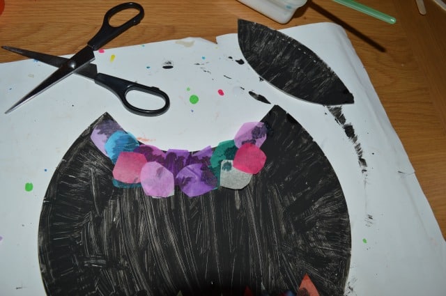 how to make a paper plate witches cauldron