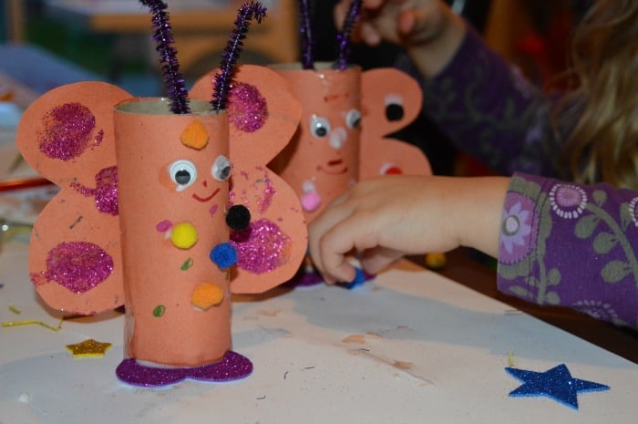 toilet roll love bugs craft idea for preschoolers 