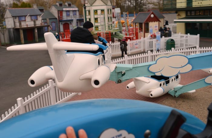 airplane ride thomas land