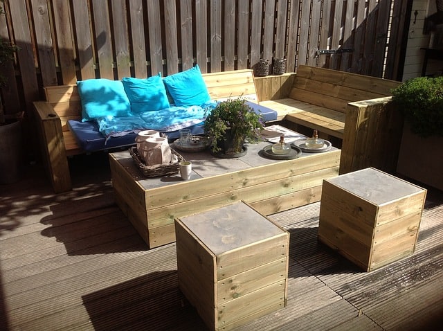 garden furniture 