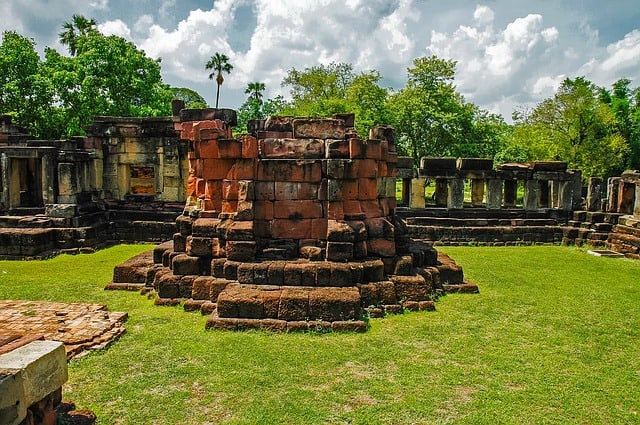 Temple ruins thailand 