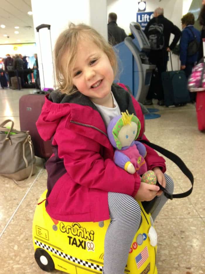 trunki Taxi Ride on suitcase