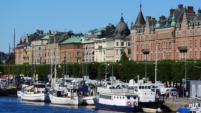 Stockholm buildings and ships 