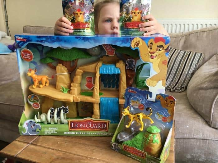 The Lion Guard Play Sets Review