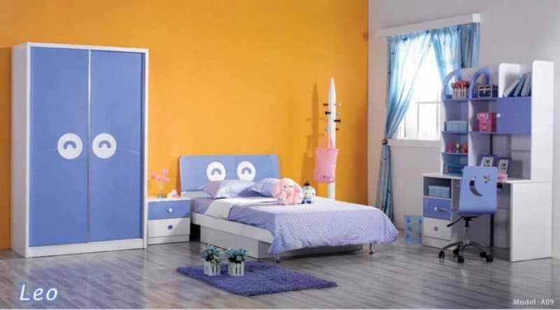 Orange and purple kids bedroom idea