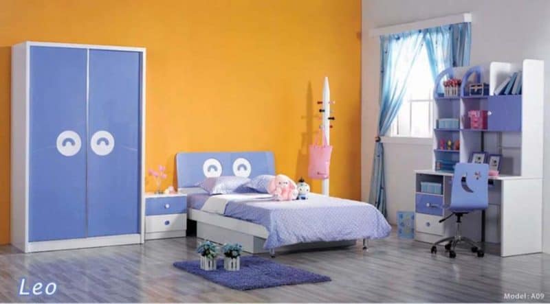 Orange and purple kids bedroom idea