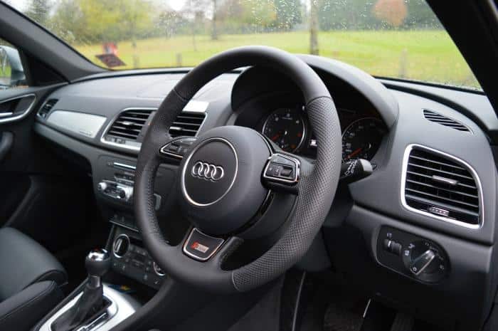 audi-q3-quattro-interior-dashboard