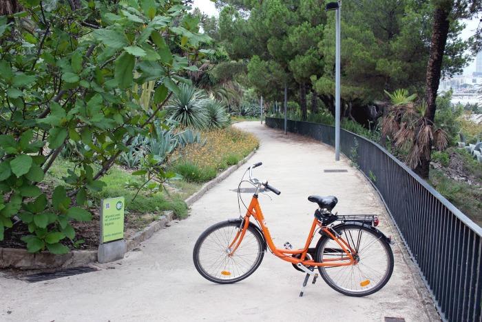 bike_tour_barcelona_jardins_de_joan_brossa