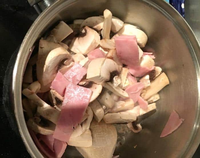 Slimming World Ham and Mushroom Pasta - mushrooms and ham in saucepan 