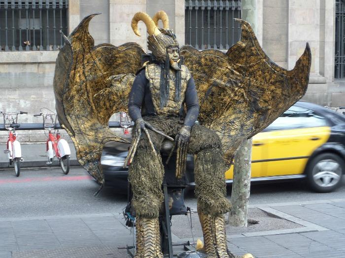 human statue on Las rambla Barcelona 