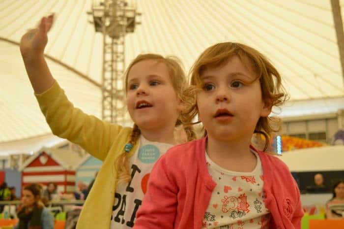 girls watching show butlins