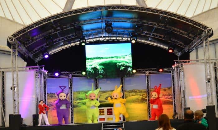 teletubbies show on stage at butlins