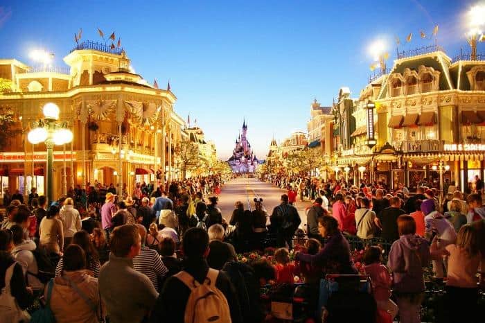 Crowds gathering for Disneyland Paris Evening Parade