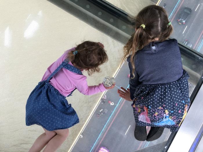 children glass floor tower bridge