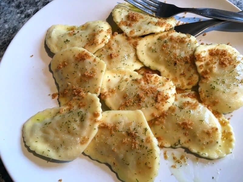 smoked salmon filled cuoricini with burro, dill and taralli breadcrumbs