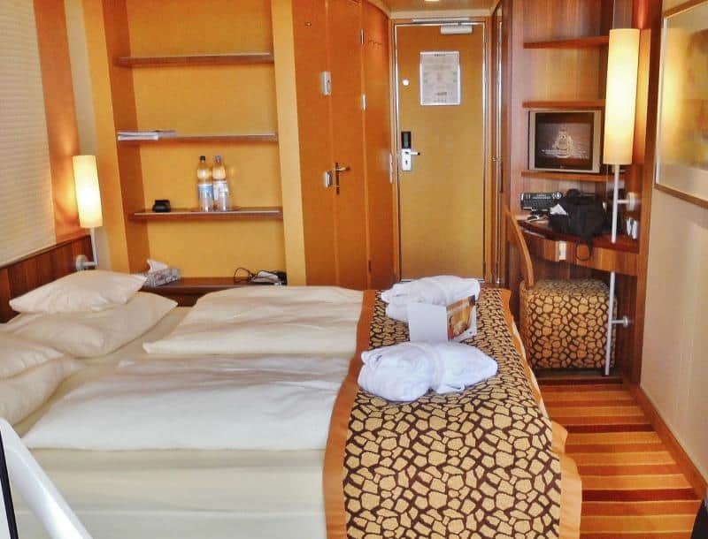 inside interior cruise cabin