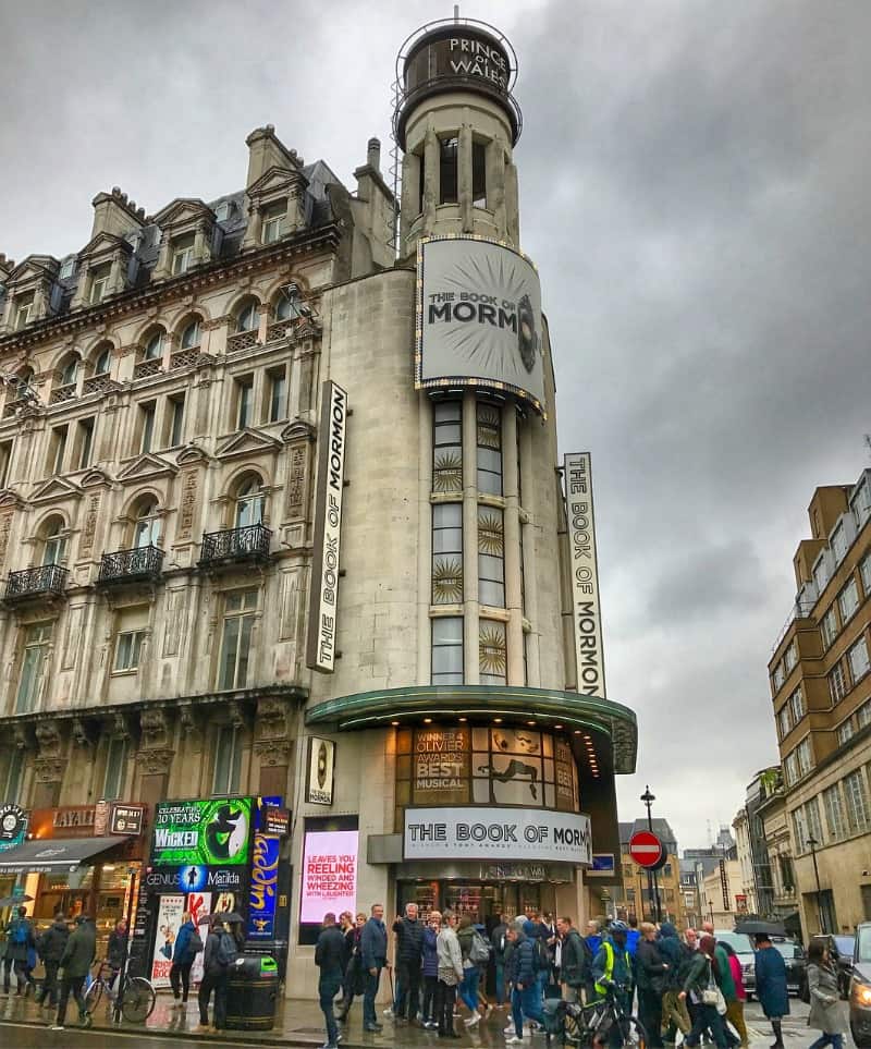 the book of mormon london theatre