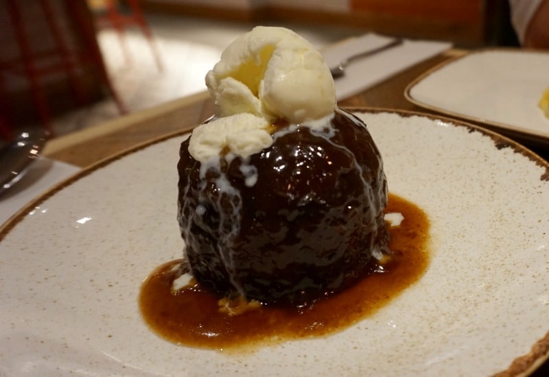 sticky toffee pudding