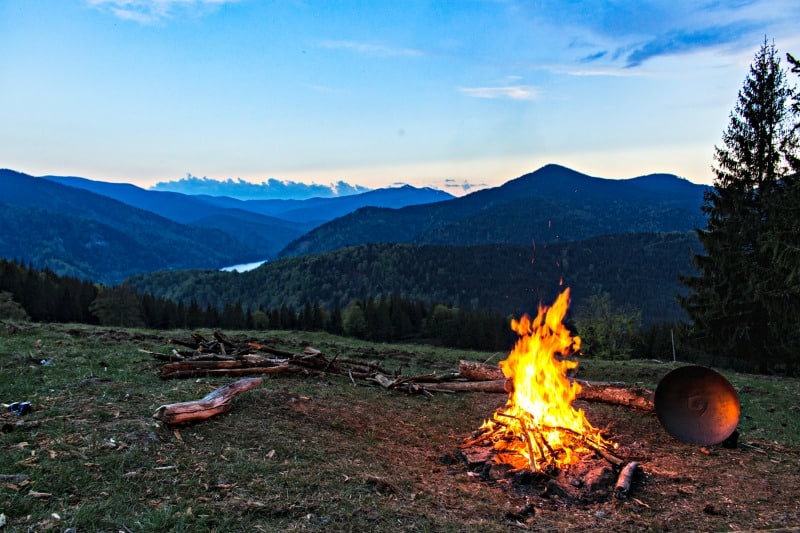 bonfire-camp-campfire