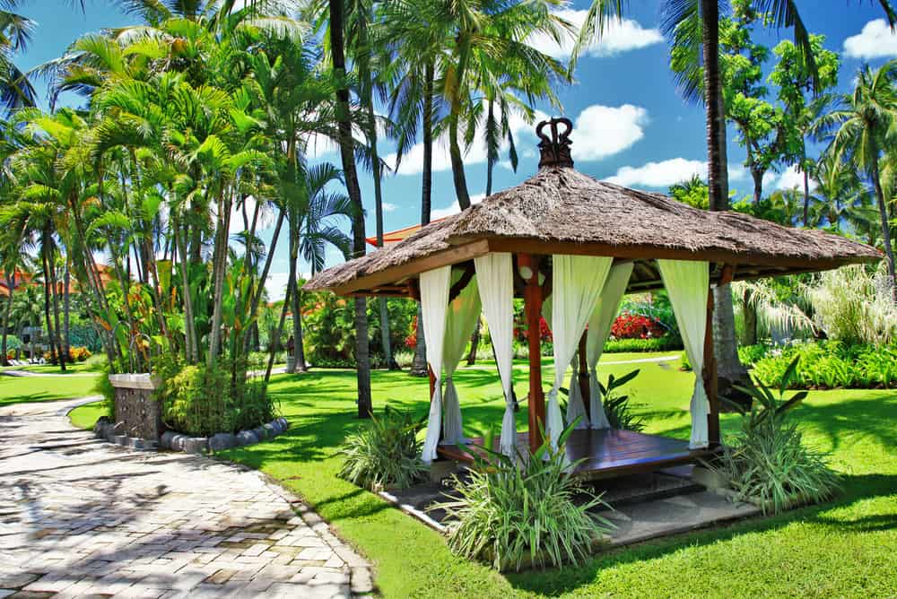 Peaceful relaxing territory on balinese resort