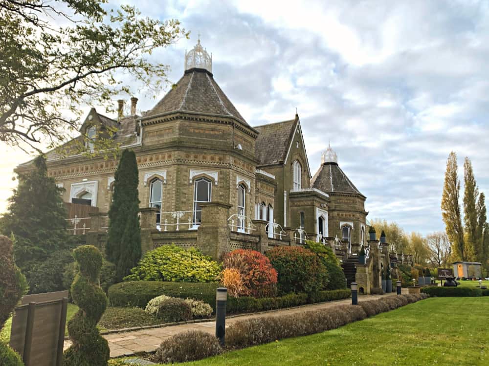 outside eden hall day spa nottinghamshire 