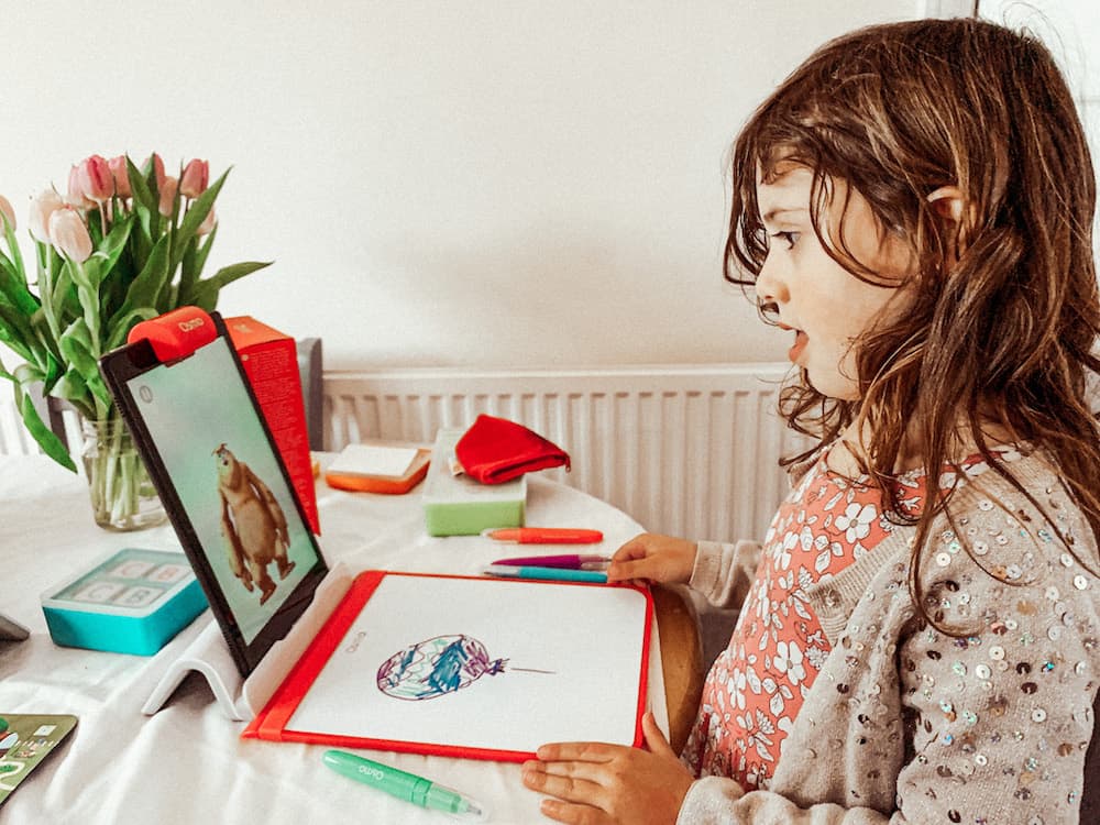 child drawing with osmo 