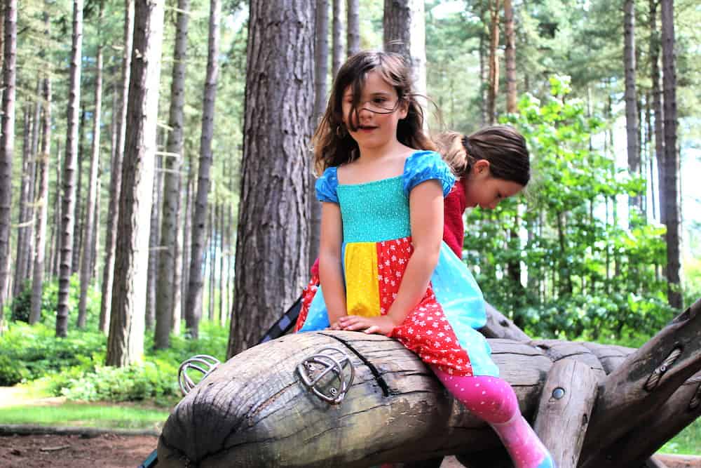 sisters playing sherwood pines