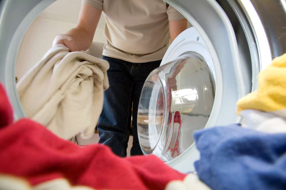 Preparation for washing, viewed from inside the washer