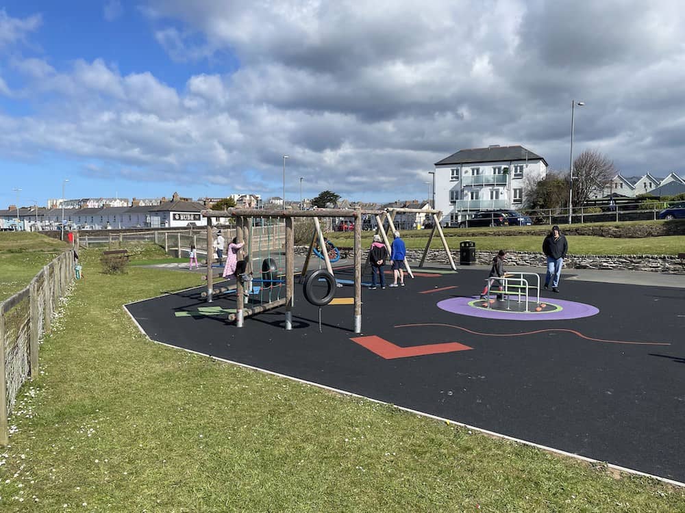 bude playground
