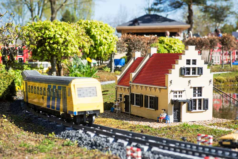 lego train 