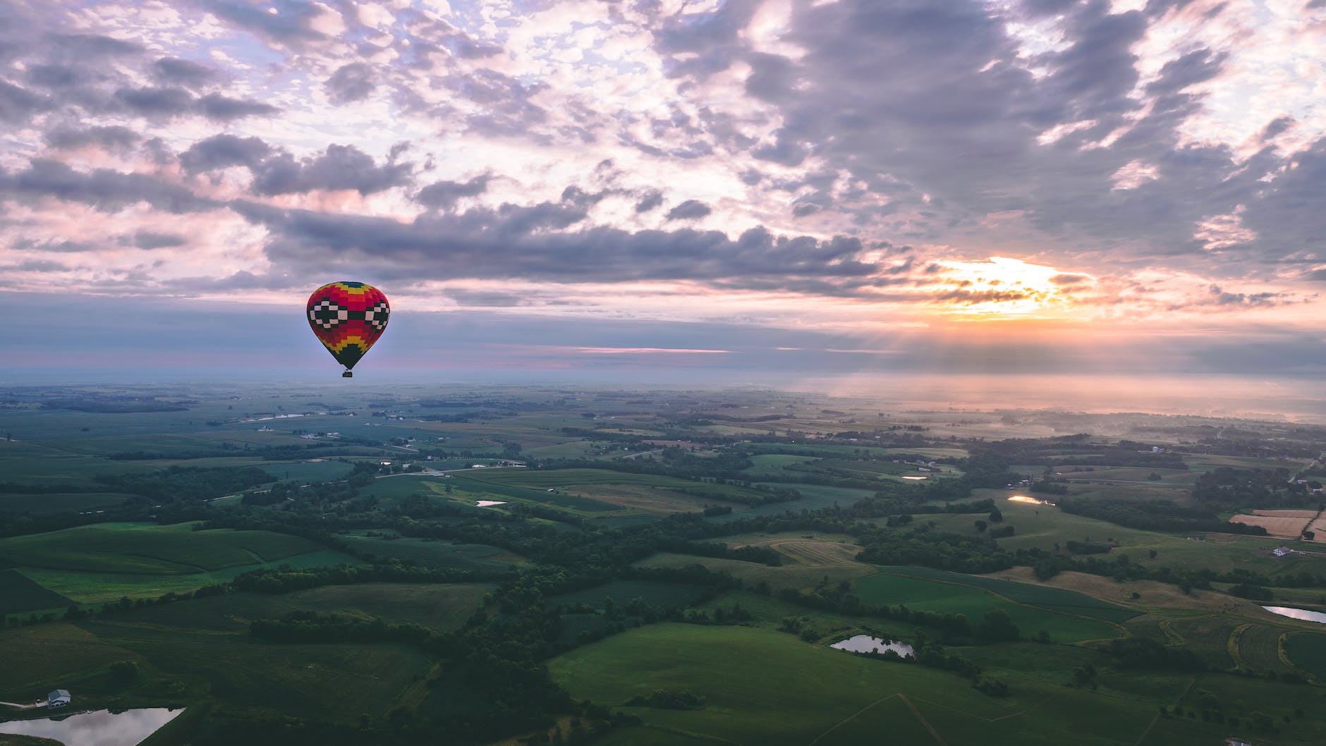 photo of hot air balloon