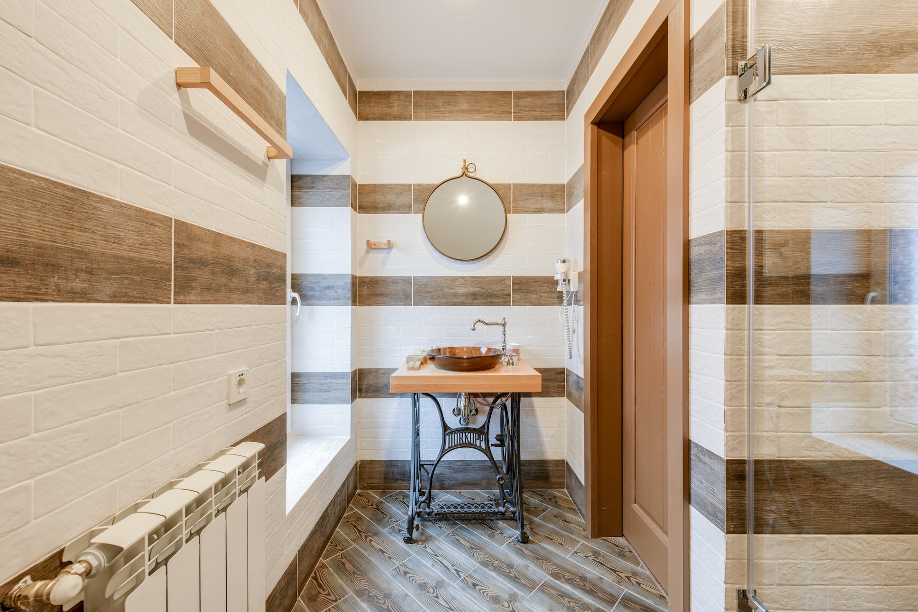 pexels-photo-7745930 bathroom creative interior design