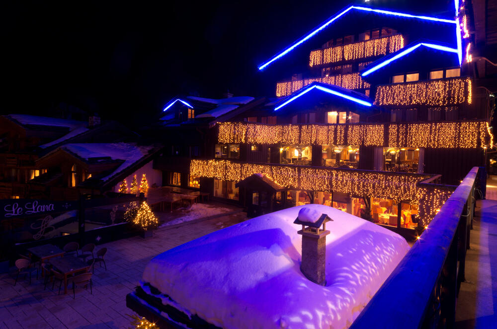Courchevel 1850 by night